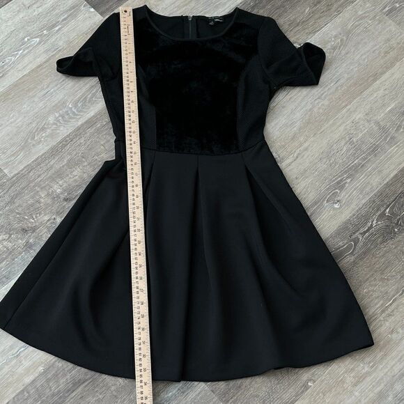 Elie Tahari Mixed Media Fit & Flare Dress Black Size 4 - Picture 11 of 16